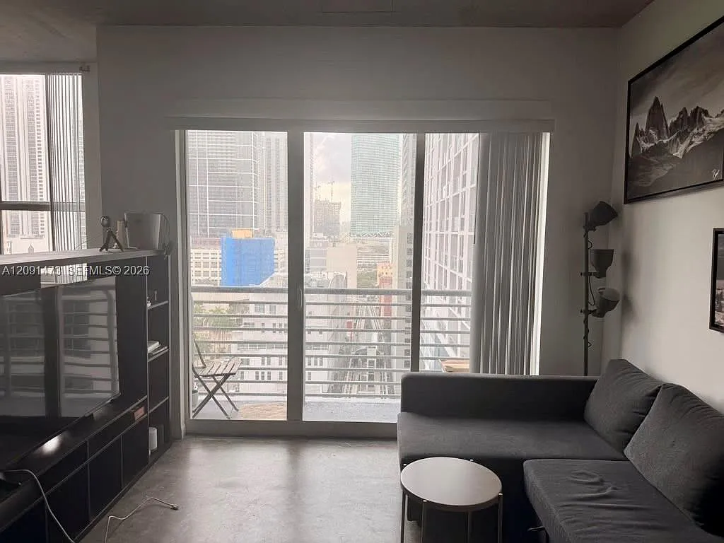 The Loft Downtown Ii Cond — Photo 4