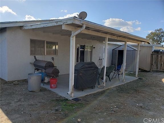 3rd image of 2352 W Oakland Ave