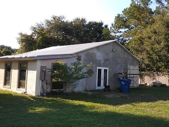 2nd image of 289 Ashley St