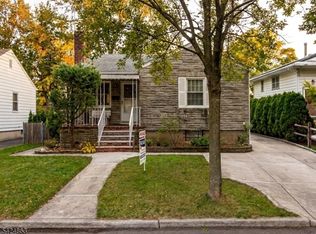 431 Terhune Ave, Paramus Boro, NJ 07652