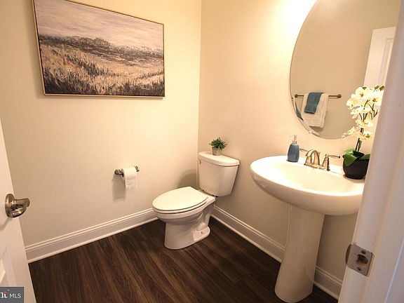 7th image of this home
