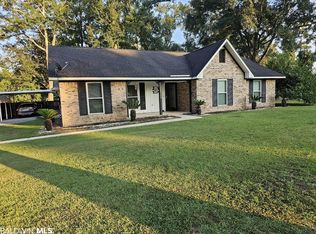 38240 Country Club Dr, Bay Minette, AL 36507
