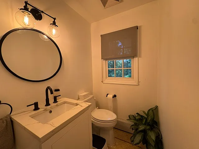 575 Knickerbocker Rd — Photo 12