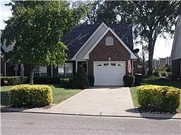 1st image of 2731 Stonehedge Dr