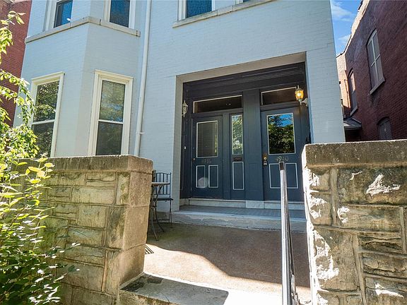 3rd image of 4940 McPherson Ave Unit 2