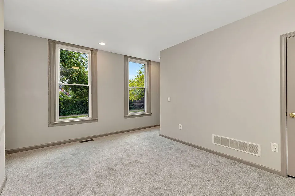 3 bed, 1248 sqft, $1,500 — Photo 4