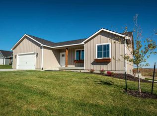 3708 Ames Cir, Manhattan, KS 66503