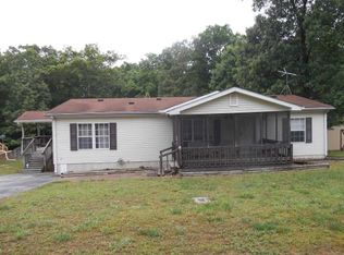 143 Sales Landing Cir, Camden, TN 38320