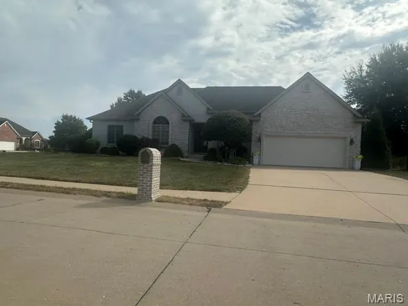 2313 Derbyshire Ln, Cape Girardeau, MO 63701