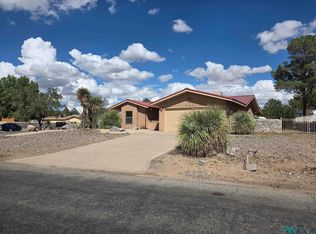 5468 Mirasol Dr, Las Cruces, NM 88007