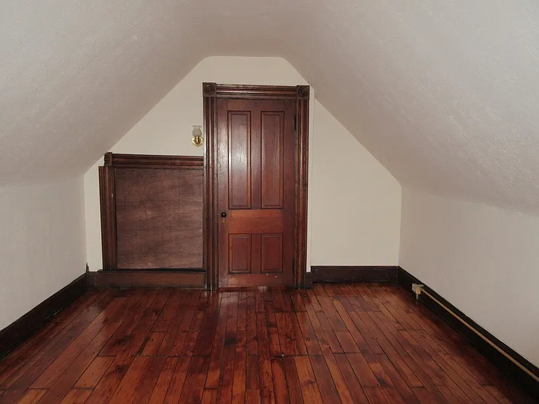 78 Smith Pl — Photo 6