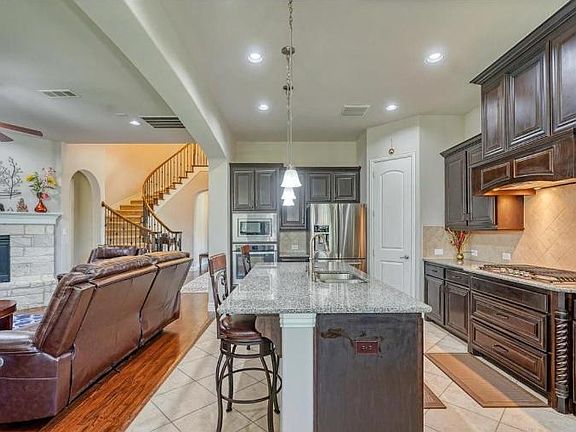 4th image of 1165 Angel Falls Dr