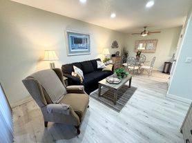 2820 N Arcadia Ct, Palm Springs, CA
