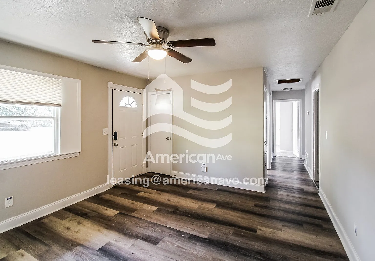 4 bed, 1.0 bath, 1237 sqft, $1,397 — Photo 2