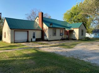 1330 Jackson St, Fredonia, KS 66736
