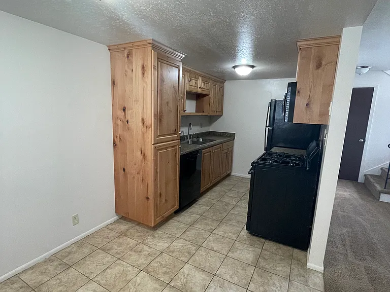 680 N Main St #680 — Photo 1