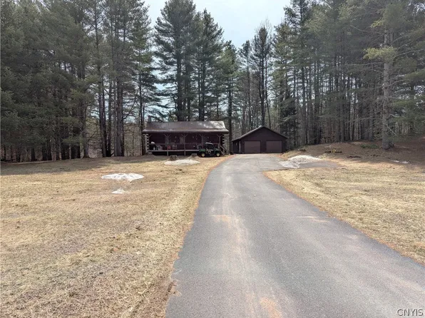 7750 Number 4 Rd, Lowville, NY 13367