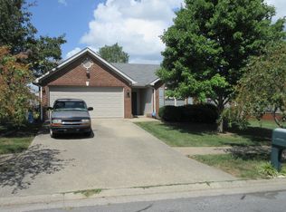 304 Castleford Dr, Georgetown, KY 40324