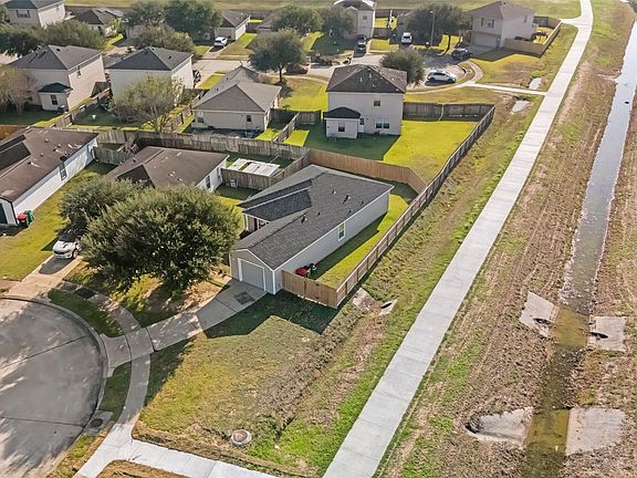5th image of 4627 Tulip Garden Ct