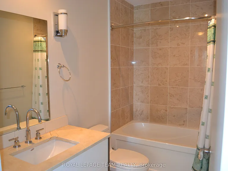 111 Champagne Ave S #607 — Photo 3