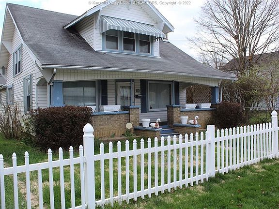 2nd image of 732 Holley St