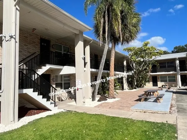 600 Wildwood Way, Clearwater, FL 33756