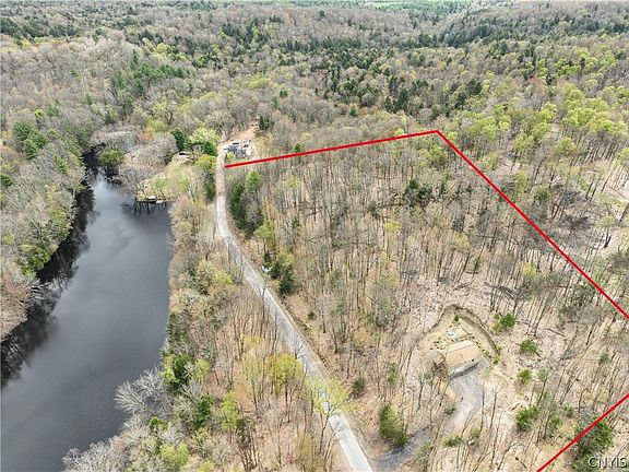 3rd image of 3210 Forward Rd