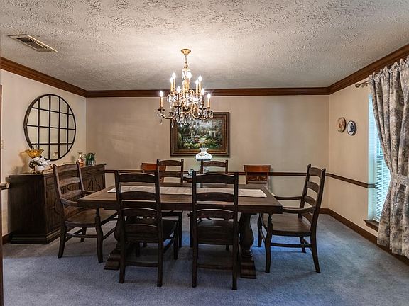 This large dining room can seat all the family for holiday get togethers.