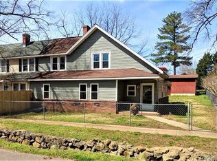 160 Spruce St, Badin, NC 28009