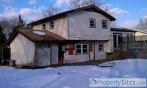 4th image of 132 Stacom St