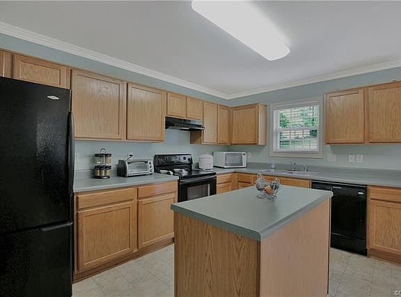 2nd image of 3312 Alderwood Way
