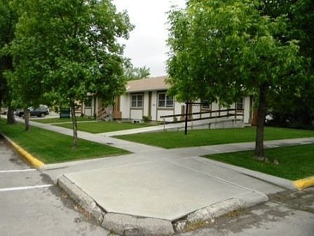 2nd image of 304 4th St