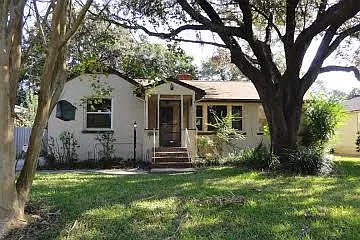 2159 Larchmont Rd