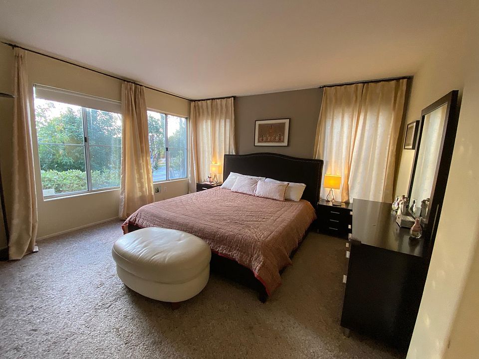 Master Bedroom - 1