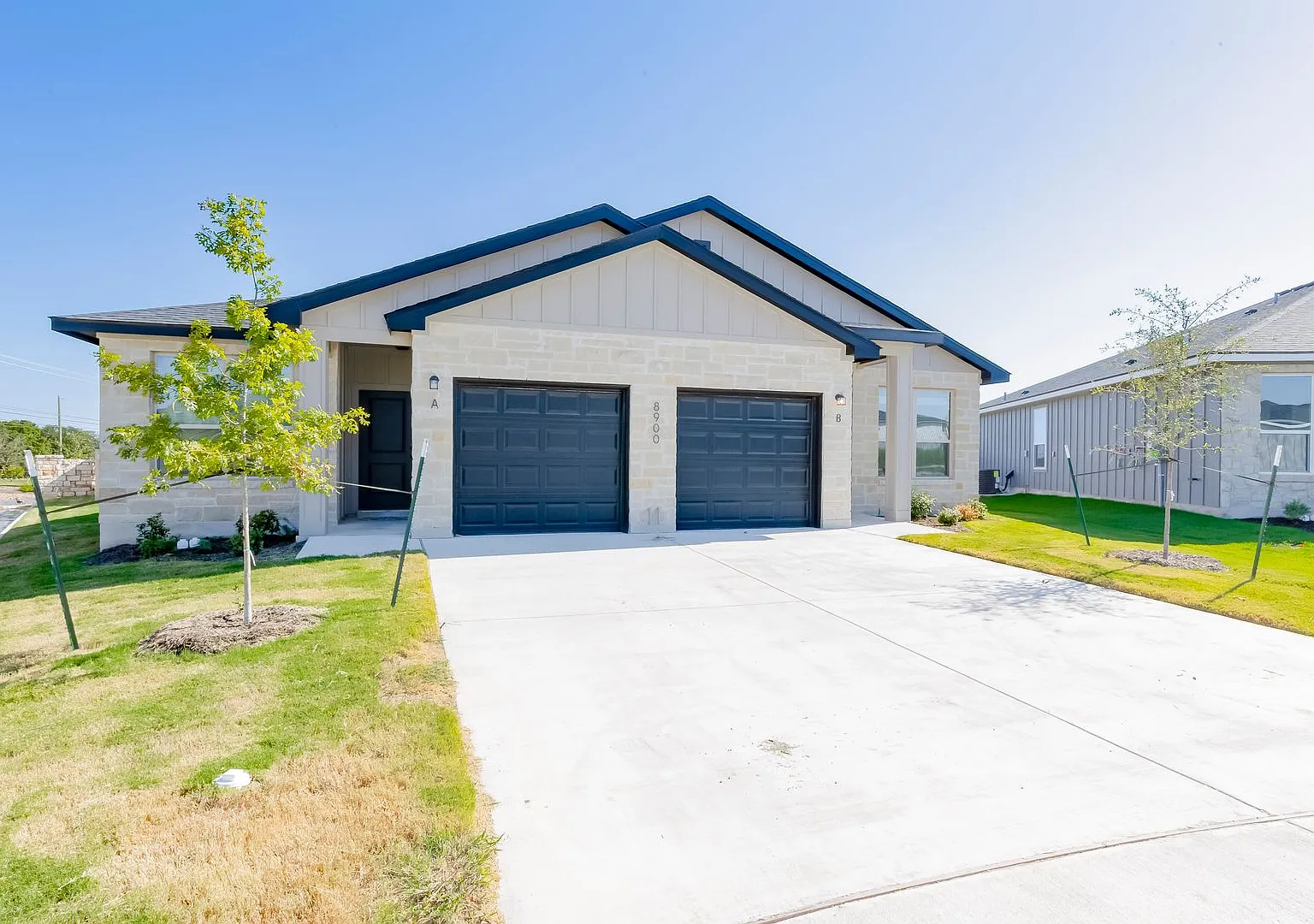 8900 Little Leaf Mullberry Drive — Photo 2
