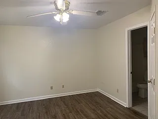 512B Crest Dr — Photo 18