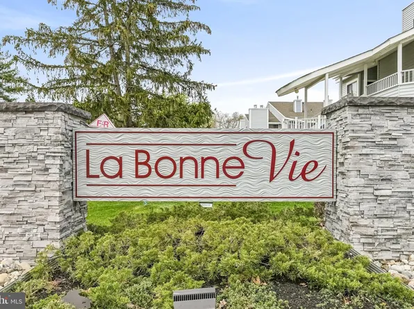 5105 Tracy Ct, Voorhees, NJ 08043