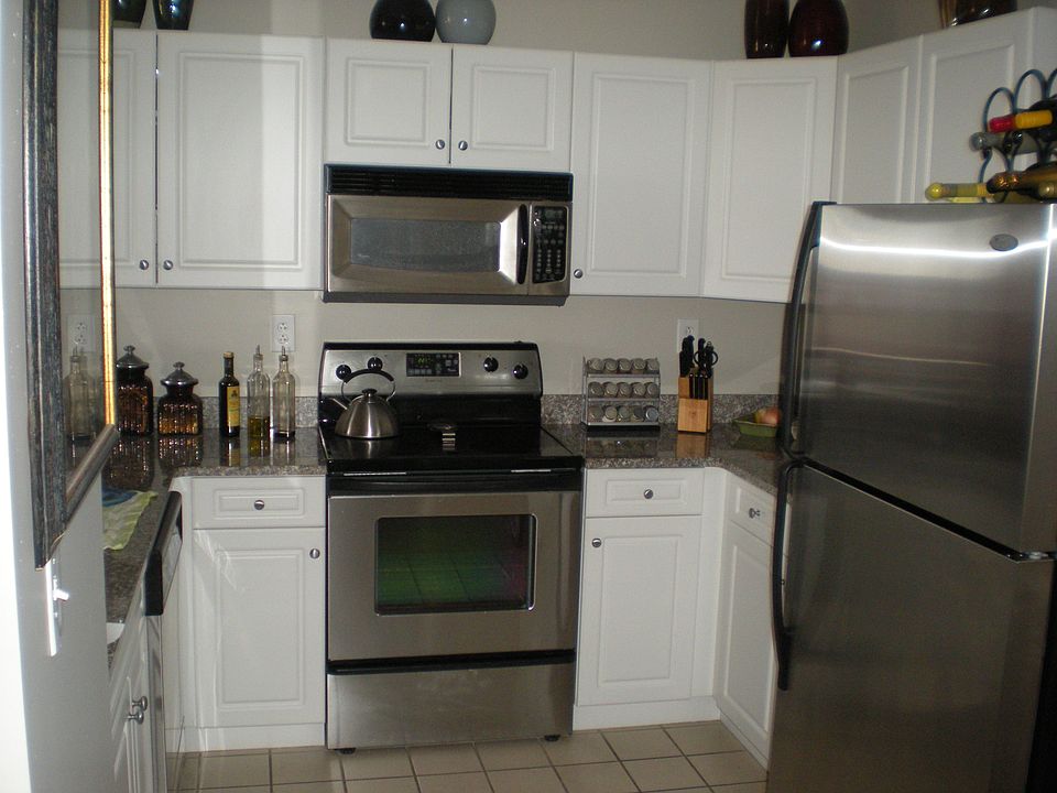 1st image of 1 Cityview Ln Unit 808