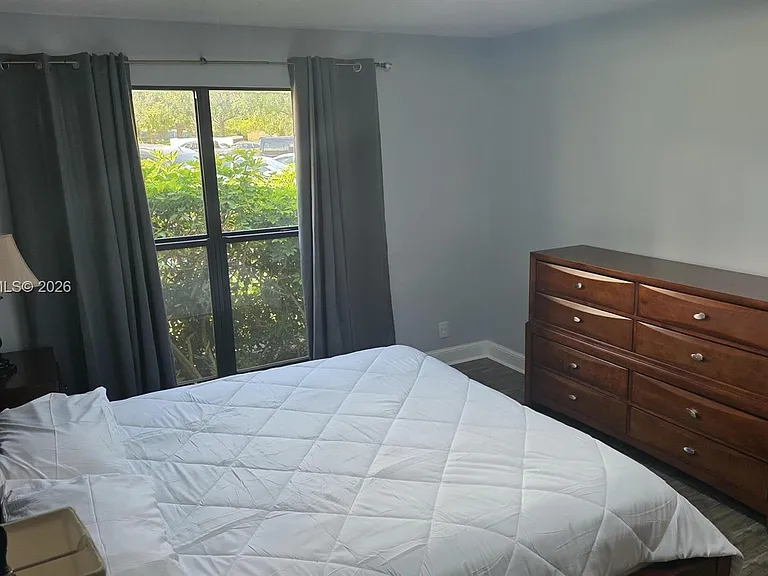 524 Osprey Dr #10B — Photo 9