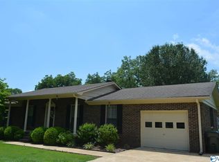 1803 Edwin St, Scottsboro, AL 35768