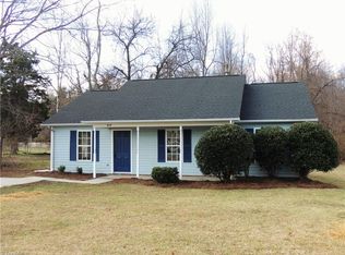 819 Rosecrest Dr, High Point, NC 27260