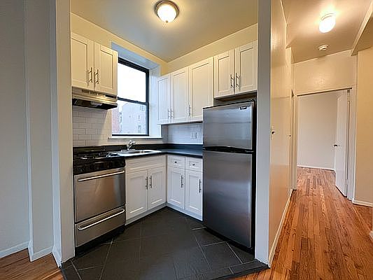 4th image of 29 Avenue B APT 4D