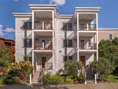 34 Lourdes Ave UNIT 34, Jamaica Plain, MA, 02130