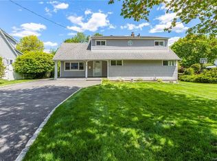 11 Jennifer Ln, Hartsdale, NY 10530