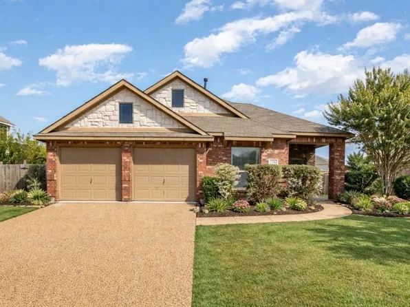 724 Candle Meadow Blvd, Desoto, TX 75115