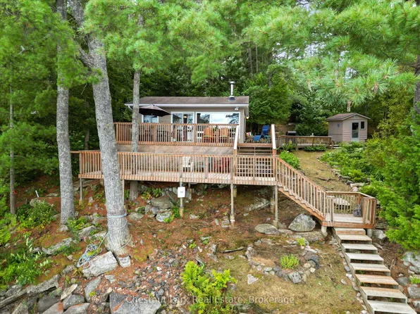 1492 N Shore Rd #3, Muskoka Lakes, ON P0B 1M0
