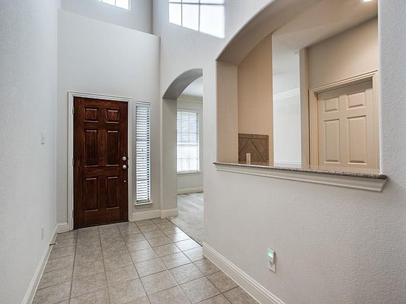 3rd image of 2632 Coral Cove Dr
