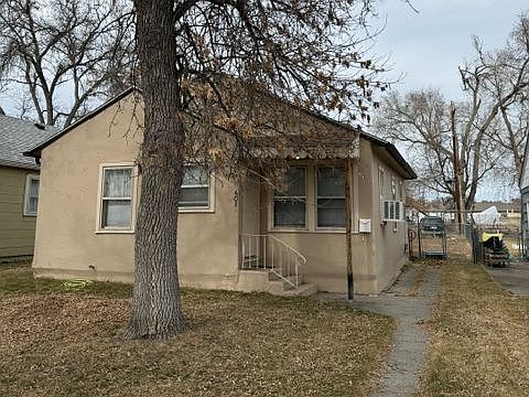 1st image of 605 E 6th St