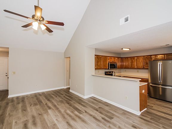 4th image of 6848 Stevenwoods Ave