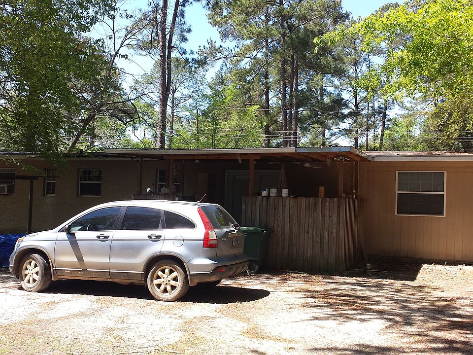 2nd image of 2323 Deborah Dr